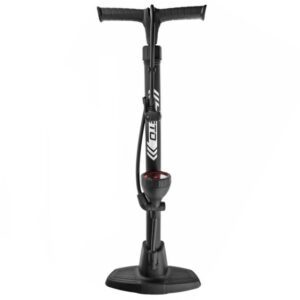 Lattiapumppu Beto 11 bar, jossa on manometri