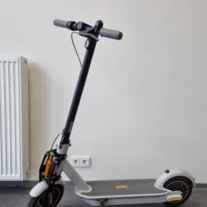 Kasutatud elektritõukeratas Segway Max G30LE 1